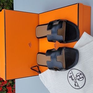 Hermès Oran Sandals